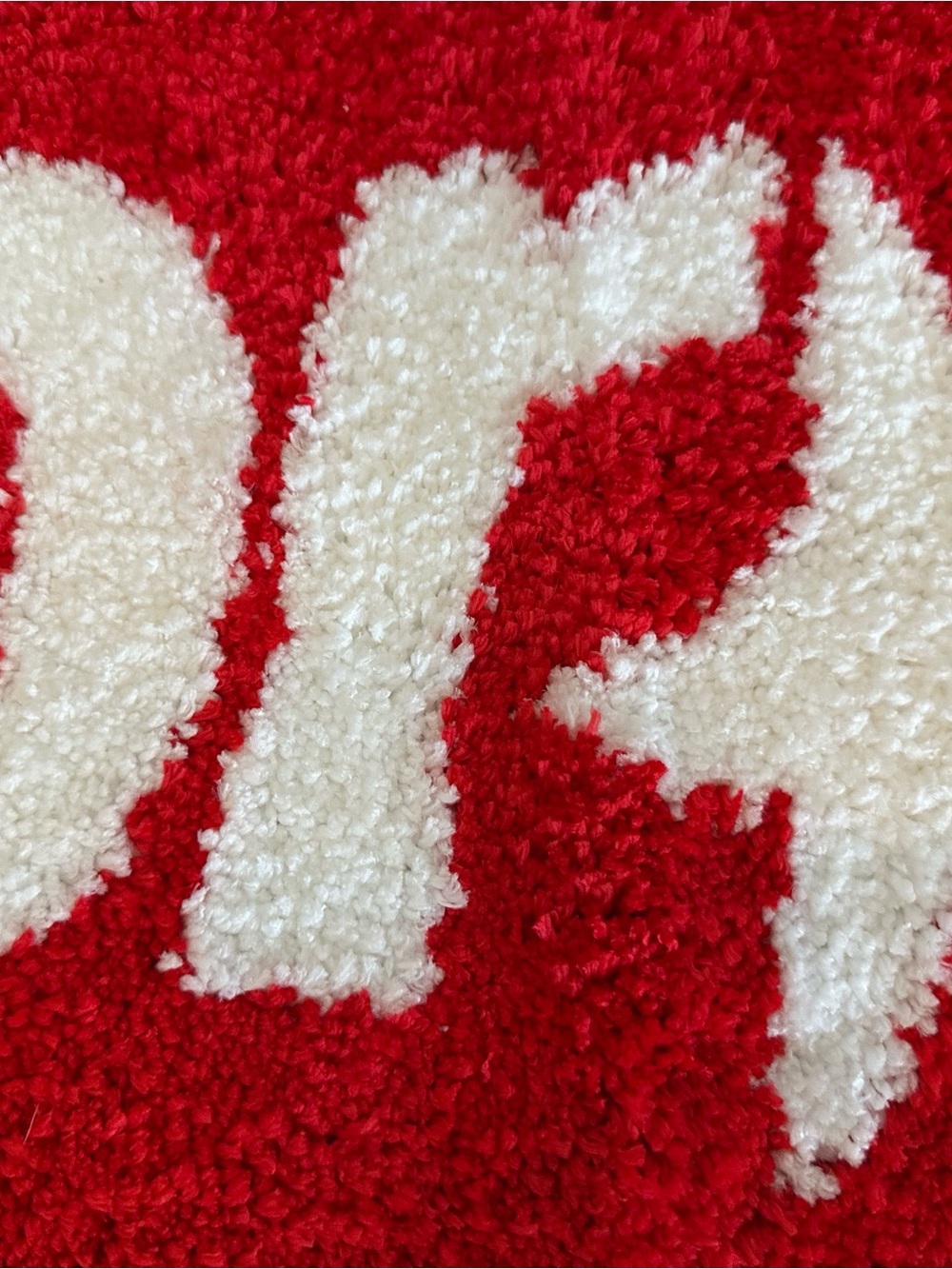 Supreme Rug with star pattern - Picture 4 of 5
